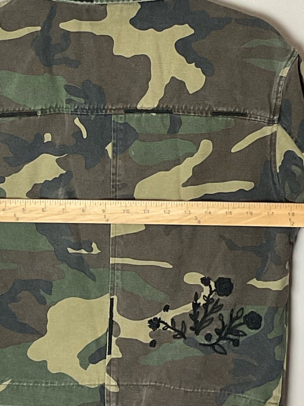 dolan Camouflage Jacket Black Embroidered Roses Hippie Festival Military Size M - Picture 7 of 11